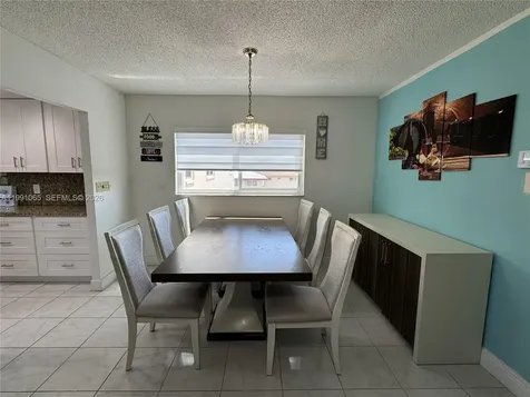 5300 Washington Street Hollywood FL 33021