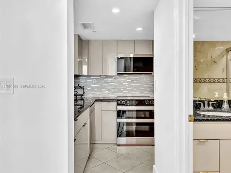650 West Avenue Miami Beach FL 33139