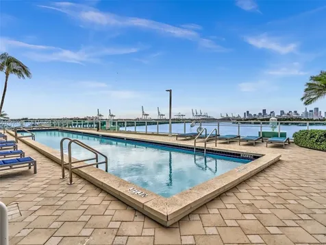 650 West Avenue Miami Beach FL 33139