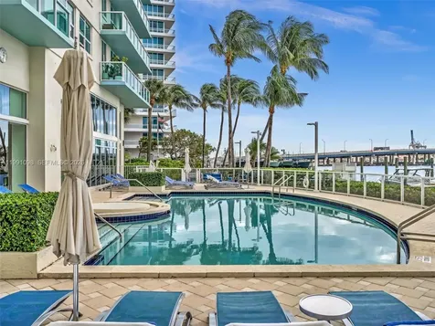 650 West Avenue Miami Beach FL 33139