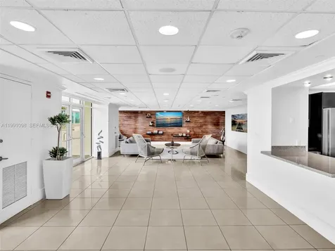 650 West Avenue Miami Beach FL 33139