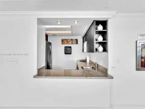 650 West Avenue Miami Beach FL 33139