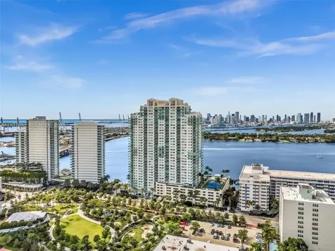 650 West Avenue Miami Beach FL 33139