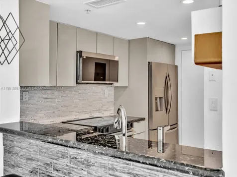 650 West Avenue Miami Beach FL 33139