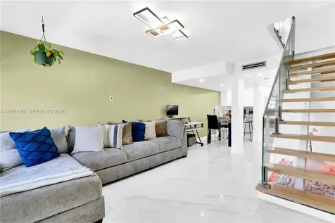 5362 W 24th Avenue Hialeah FL 33016