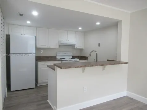 6825 SW 45th Lane Miami FL 33155