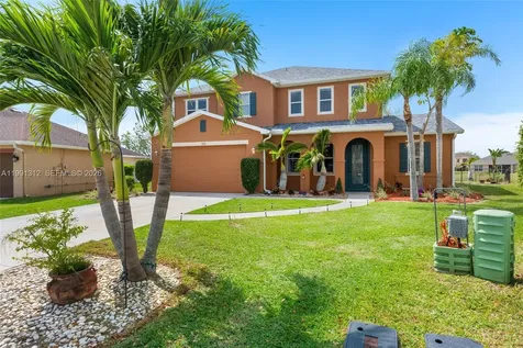 8130 Blue Daze Court Lehigh Acres FL 33972