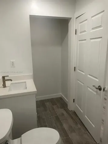 6685 NW 38th Terrace Virginia Gardens FL 33166