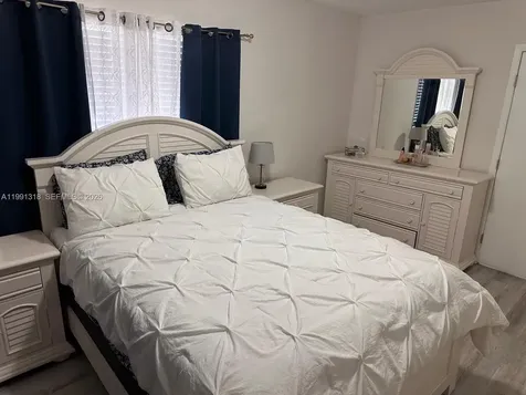 6685 NW 38th Terrace Virginia Gardens FL 33166