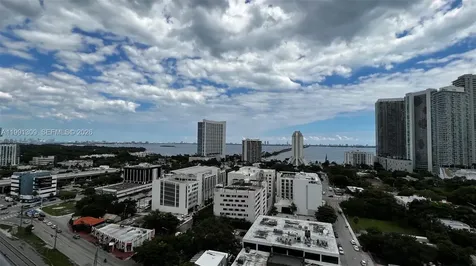 Miami FL 33137