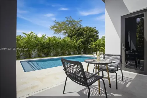22900 SW 122 Place Miami FL 33170