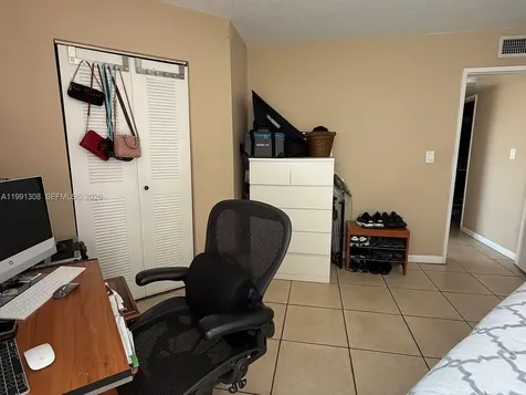 9715 Fontainebleau Boulevard Miami FL 33172