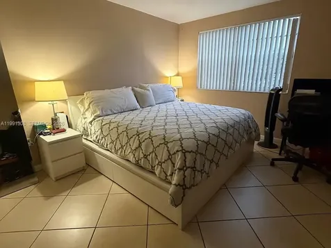 9715 Fontainebleau Boulevard Miami FL 33172