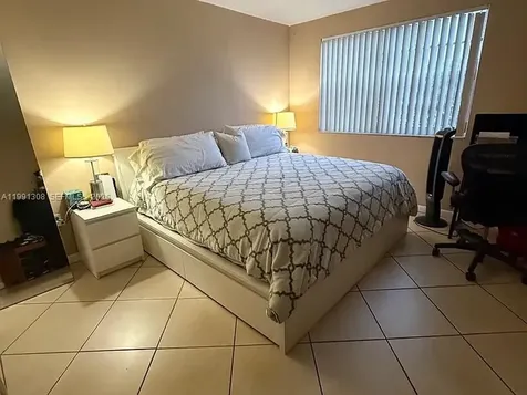 9715 Fontainebleau Boulevard Miami FL 33172
