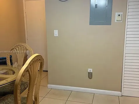 9715 Fontainebleau Boulevard Miami FL 33172