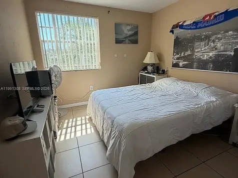 9715 Fontainebleau Boulevard Miami FL 33172