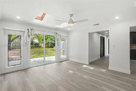 210 E Sugarland Circle Clewiston FL 33440