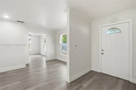210 E Sugarland Circle Clewiston FL 33440