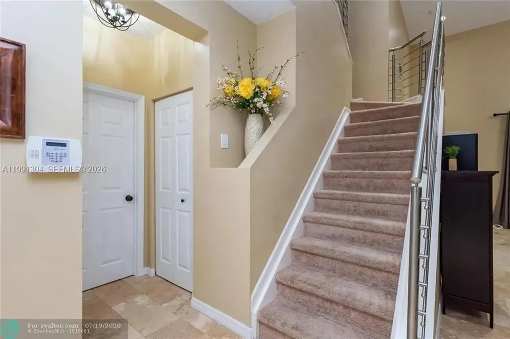 5754 NW 127th Terrace Coral Springs FL 33076