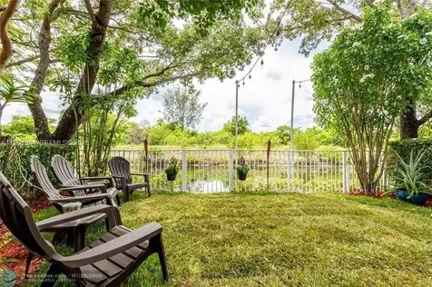 5754 NW 127th Terrace Coral Springs FL 33076