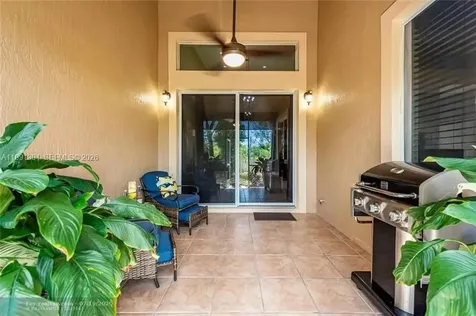5754 NW 127th Terrace Coral Springs FL 33076