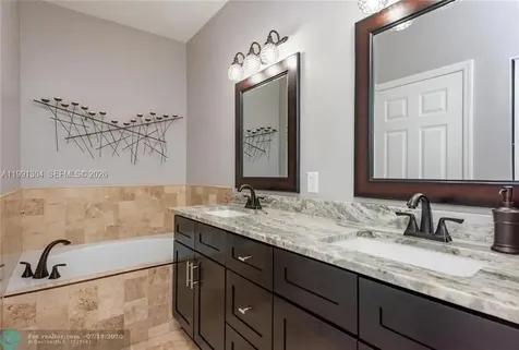5754 NW 127th Terrace Coral Springs FL 33076