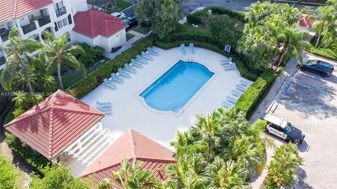 3165 NE 184th Street Aventura FL 33160