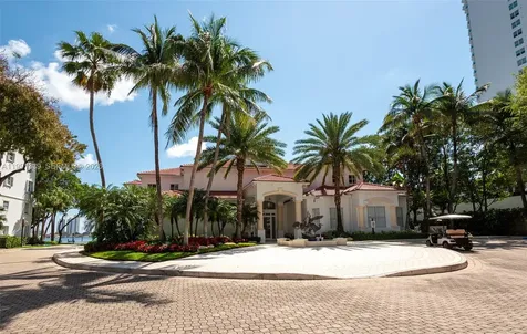 3165 NE 184th Street Aventura FL 33160