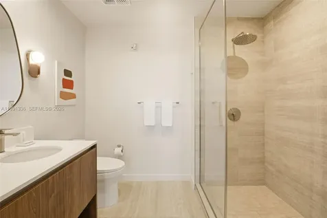 1611 SW 2nd Avenue Miami FL 33129