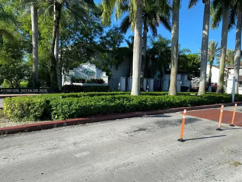 4990 NW 97th Place Doral FL 33178