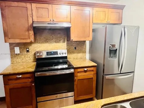 4990 NW 97th Place Doral FL 33178