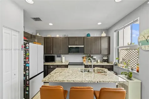 4910 NW 48th Terrace Tamarac FL 33319