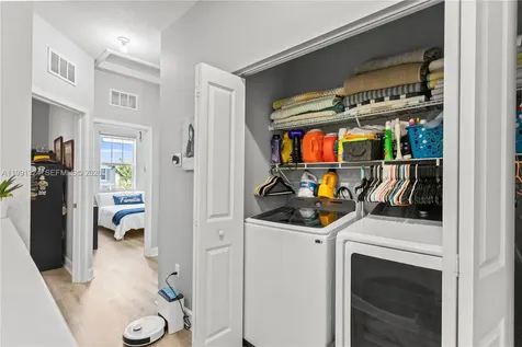 4910 NW 48th Terrace Tamarac FL 33319
