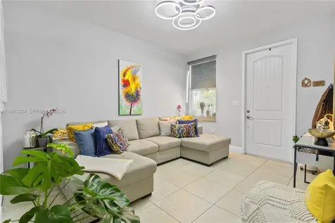 4910 NW 48th Terrace Tamarac FL 33319