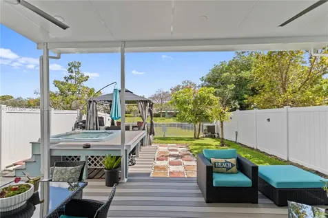 4910 NW 48th Terrace Tamarac FL 33319