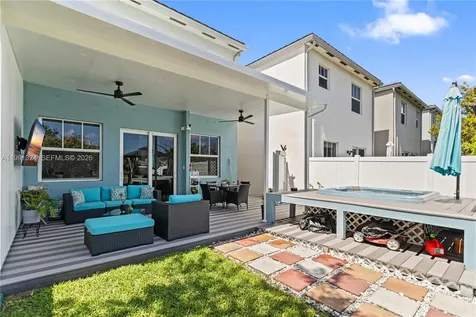 4910 NW 48th Terrace Tamarac FL 33319