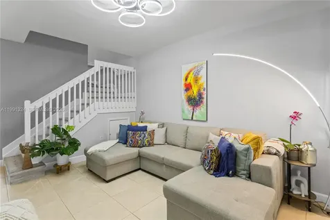 4910 NW 48th Terrace Tamarac FL 33319