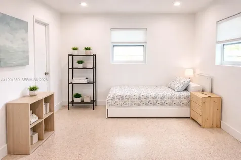 450 NE 155th Terrace Miami FL 33162