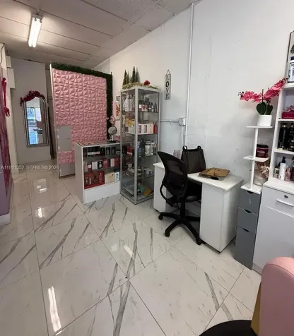 1569 W Okeechobee Road Hialeah Hialeah FL 33010