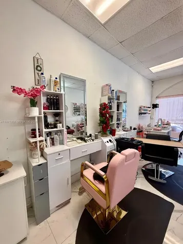1569 W Okeechobee Road Hialeah Hialeah FL 33010