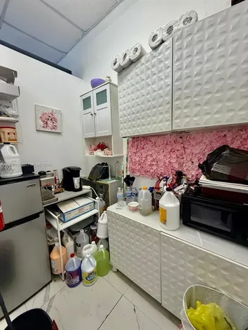 1569 W Okeechobee Road Hialeah Hialeah FL 33010