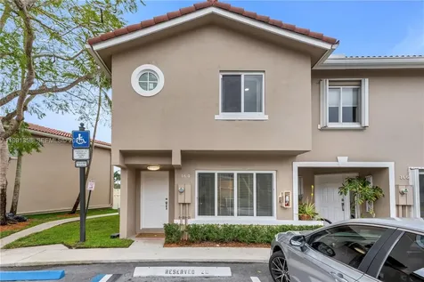 164 Riviera Circle Weston FL 33326