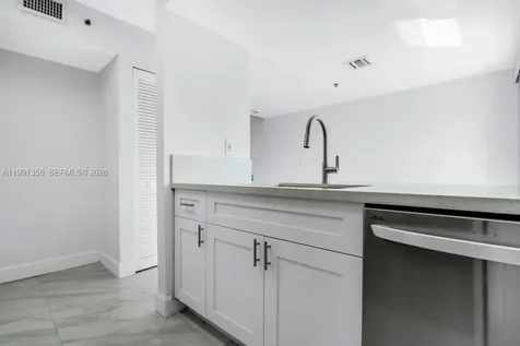 164 Riviera Circle Weston FL 33326