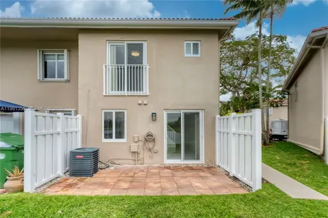 164 Riviera Circle Weston FL 33326