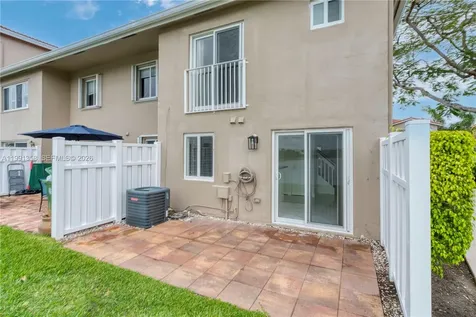 164 Riviera Circle Weston FL 33326