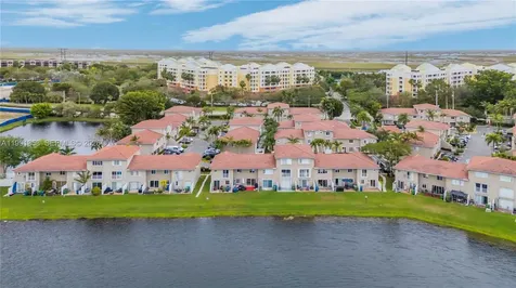 164 Riviera Circle Weston FL 33326