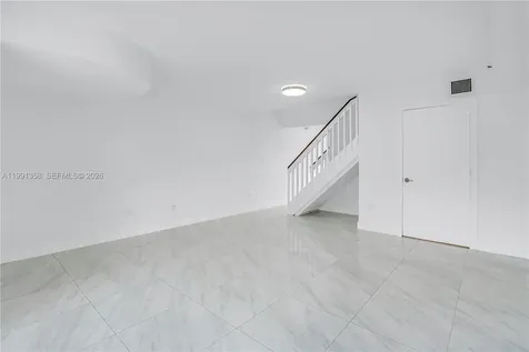 164 Riviera Circle Weston FL 33326