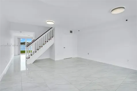 164 Riviera Circle Weston FL 33326