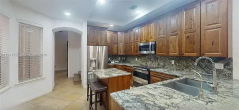 949 N Harbor View N Hollywood FL 33019