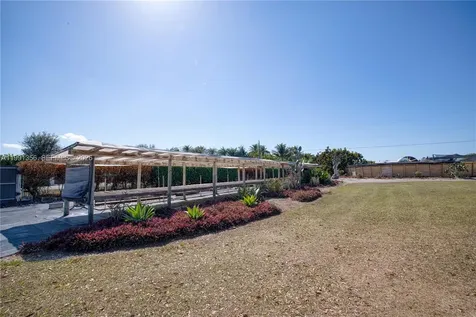 23550 SW 214th Place Homestead FL 33031